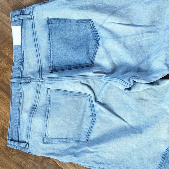 Hollister Ultra High Rise Patchwork Jeans - Picture 4 of 8